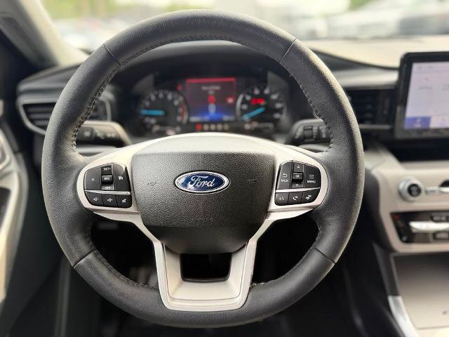 Certified 2024 Ford Explorer XLT w/ Equipment Group 202A AWD/4WD image 15