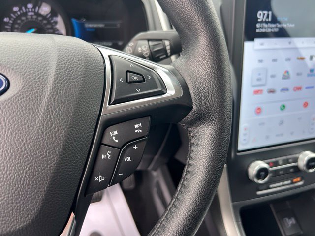 Certified 2022 Ford Edge SEL w/ Convenience Package AWD/4WD image 10