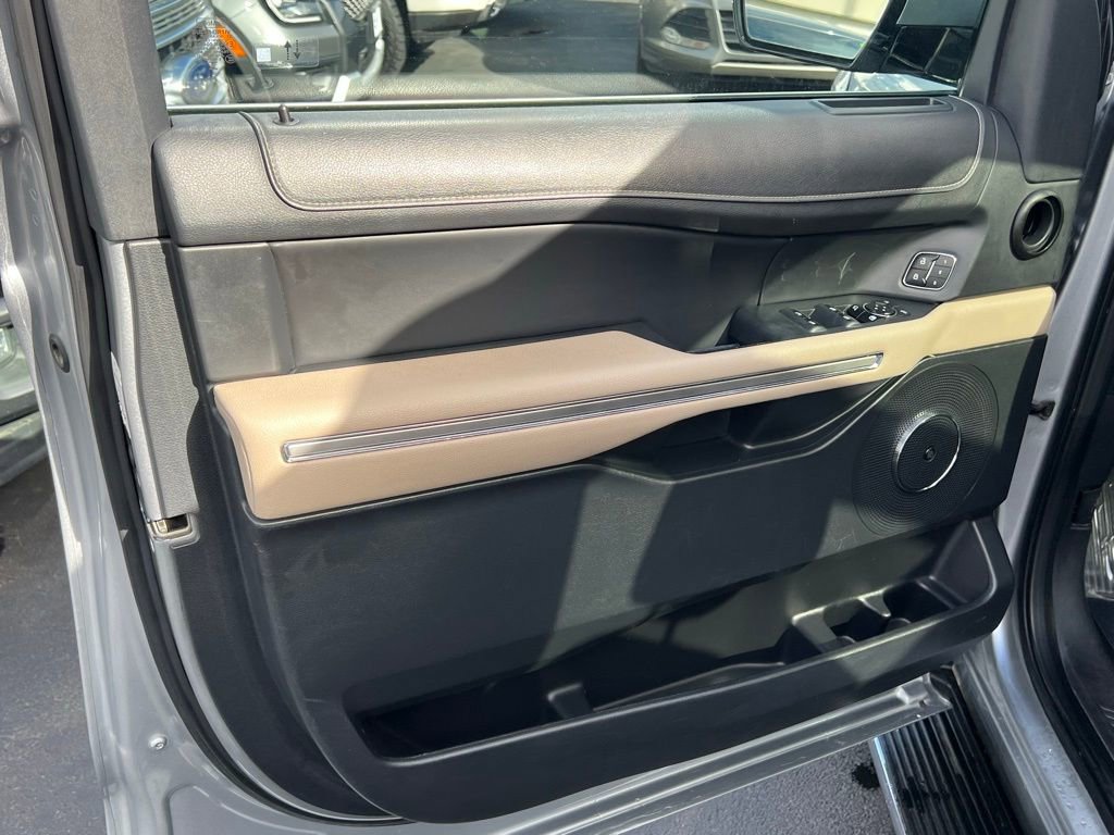 Certified 2023 Ford Expedition Max Limited image 10
