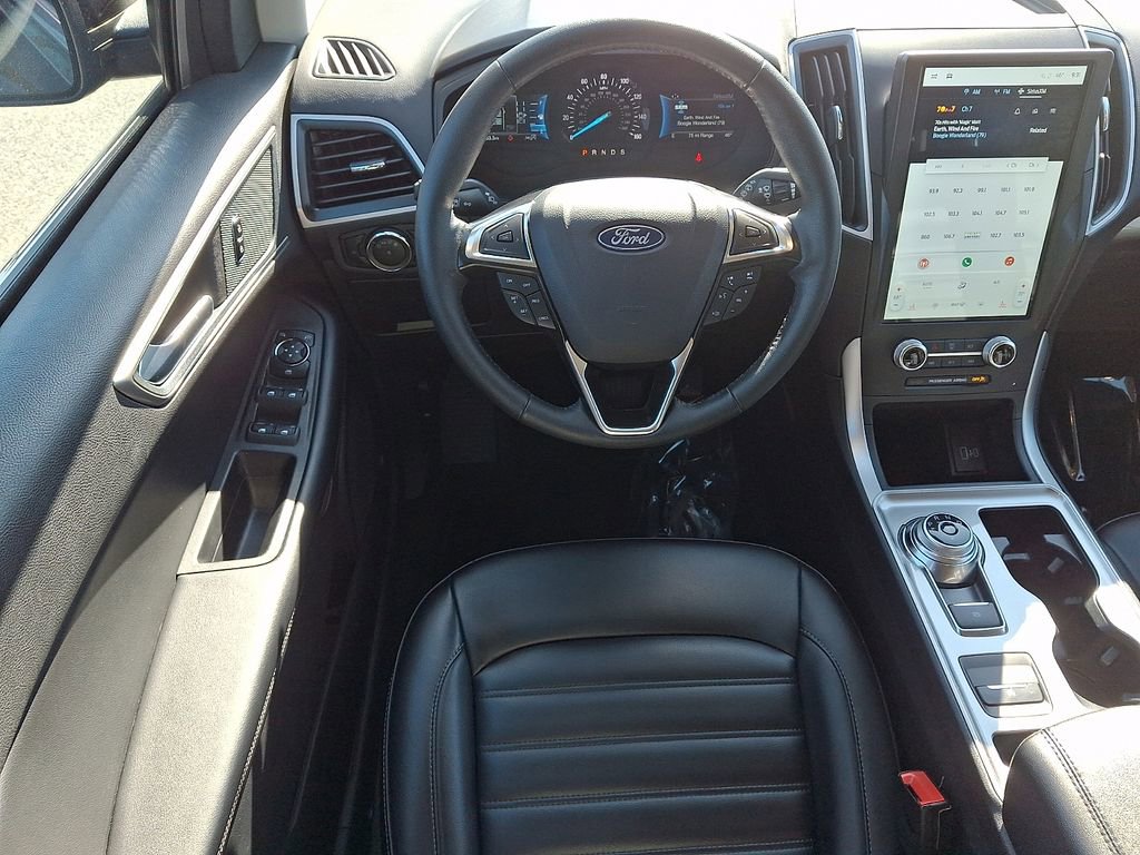 Certified 2024 Ford Edge SEL AWD/4WD image 11