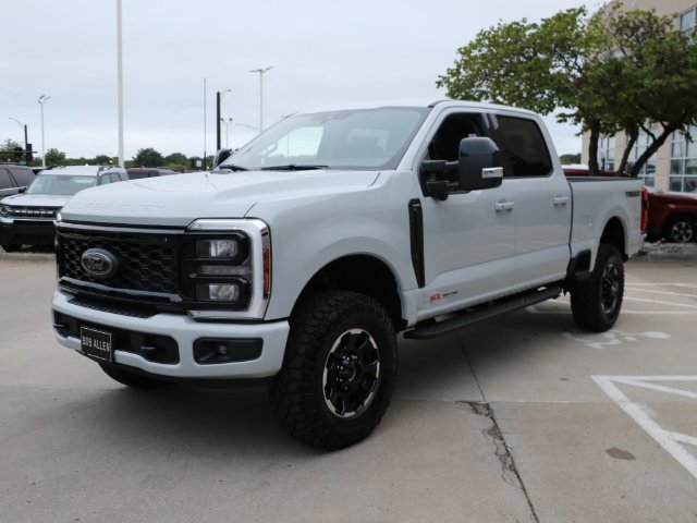 Certified 2026 Ford F350 Lariat w/ Tremor Off-Road Package AWD/4WD image 3