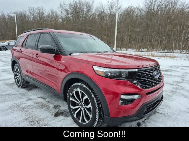Certified 2023 Ford Explorer ST-Line w/ Class IV Trailer Tow Package image 3