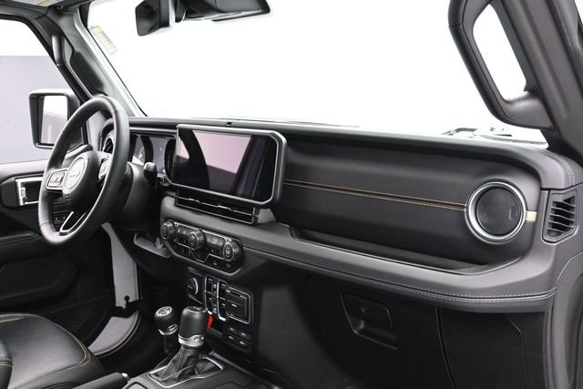 Used 2025 Jeep Gladiator Sport AWD/4WD image 27