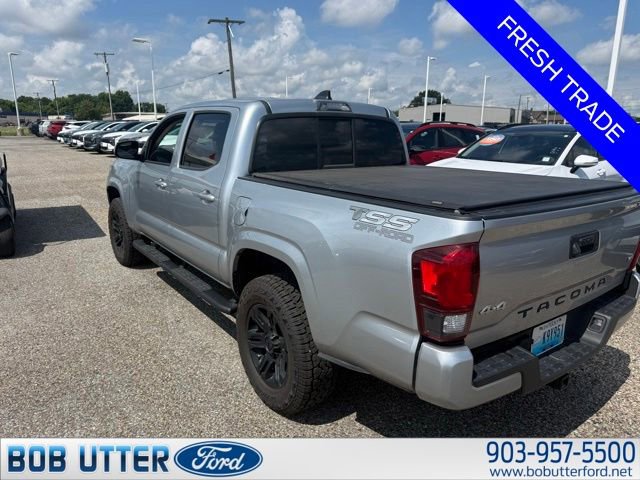 Used 2022 Toyota Tacoma SR AWD/4WD image 4