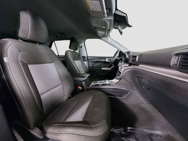 Certified 2024 Ford Explorer XLT RWD image 15