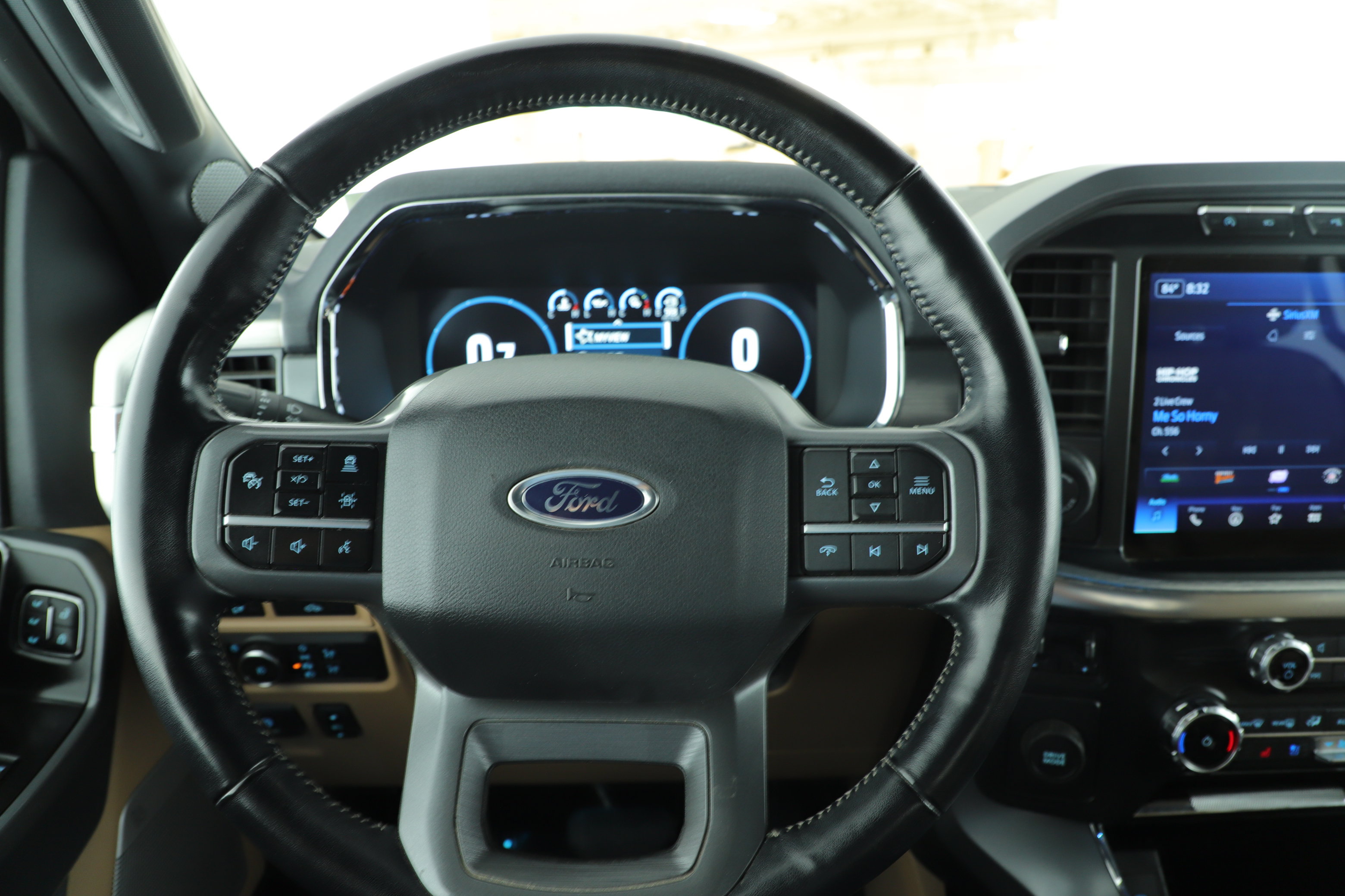 Certified 2022 Ford F150 Lariat RWD image 19
