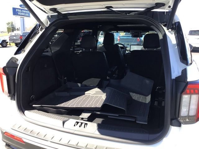 Certified 2025 Ford Explorer ST image 28