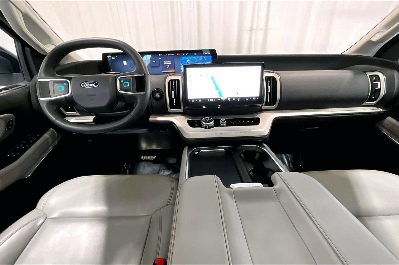 Certified 2025 Ford Expedition Max Active image 16