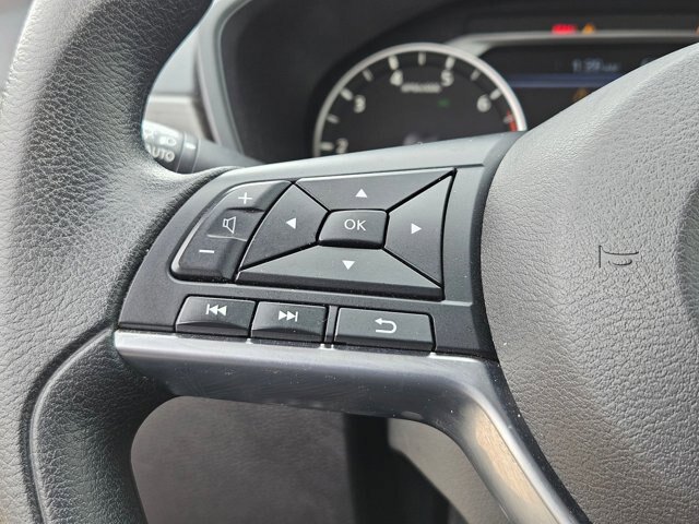Used 2025 Nissan Altima 2.5 SV FWD image 16