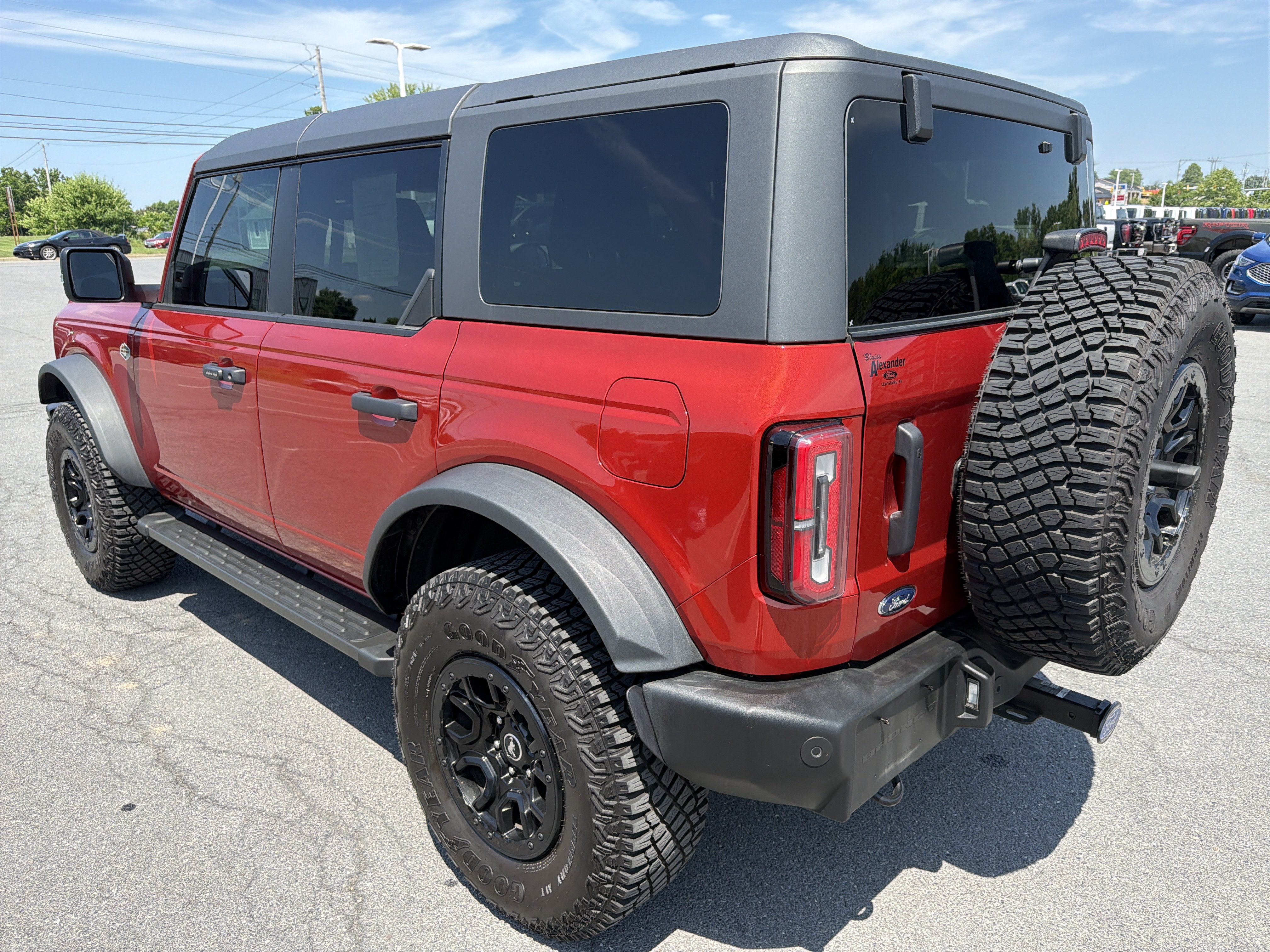 Certified 2024 Ford Bronco Wildtrak AWD/4WD image 6