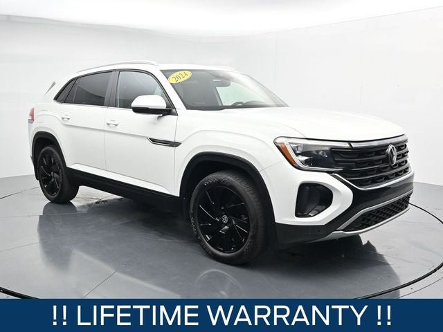 Used 2024 Volkswagen Atlas Cross Sport SE AWD/4WD image 2