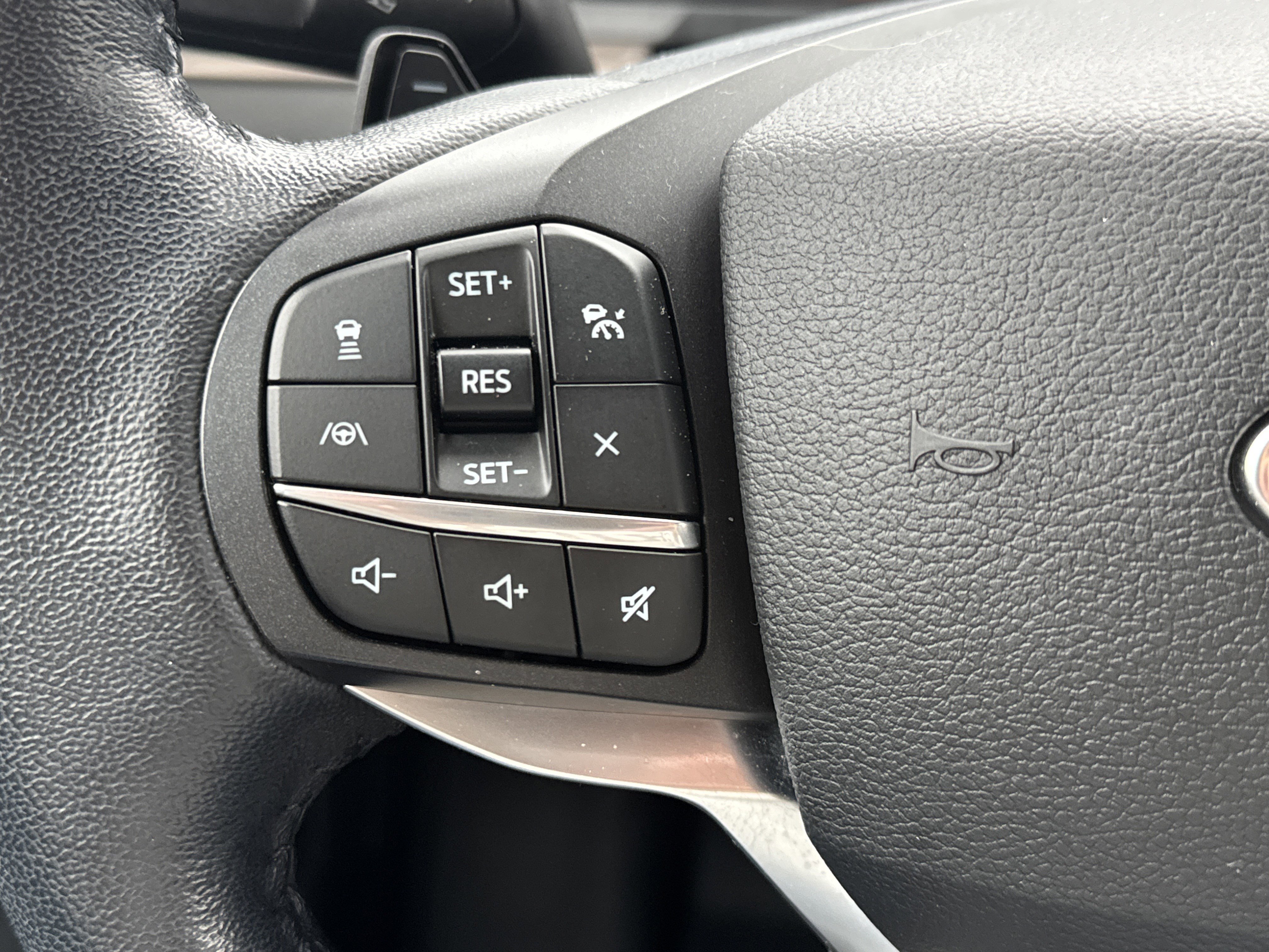 Certified 2020 Ford Explorer Limited image 17