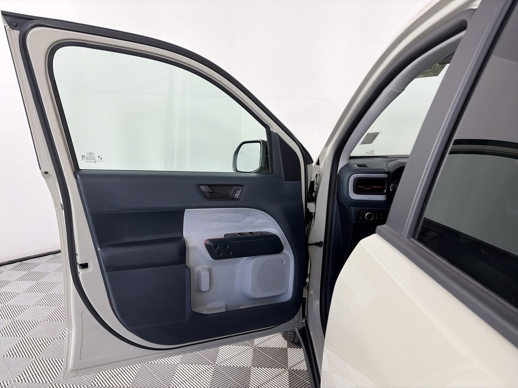 Certified 2024 Ford Maverick XLT w/ XLT Luxury Package image 10