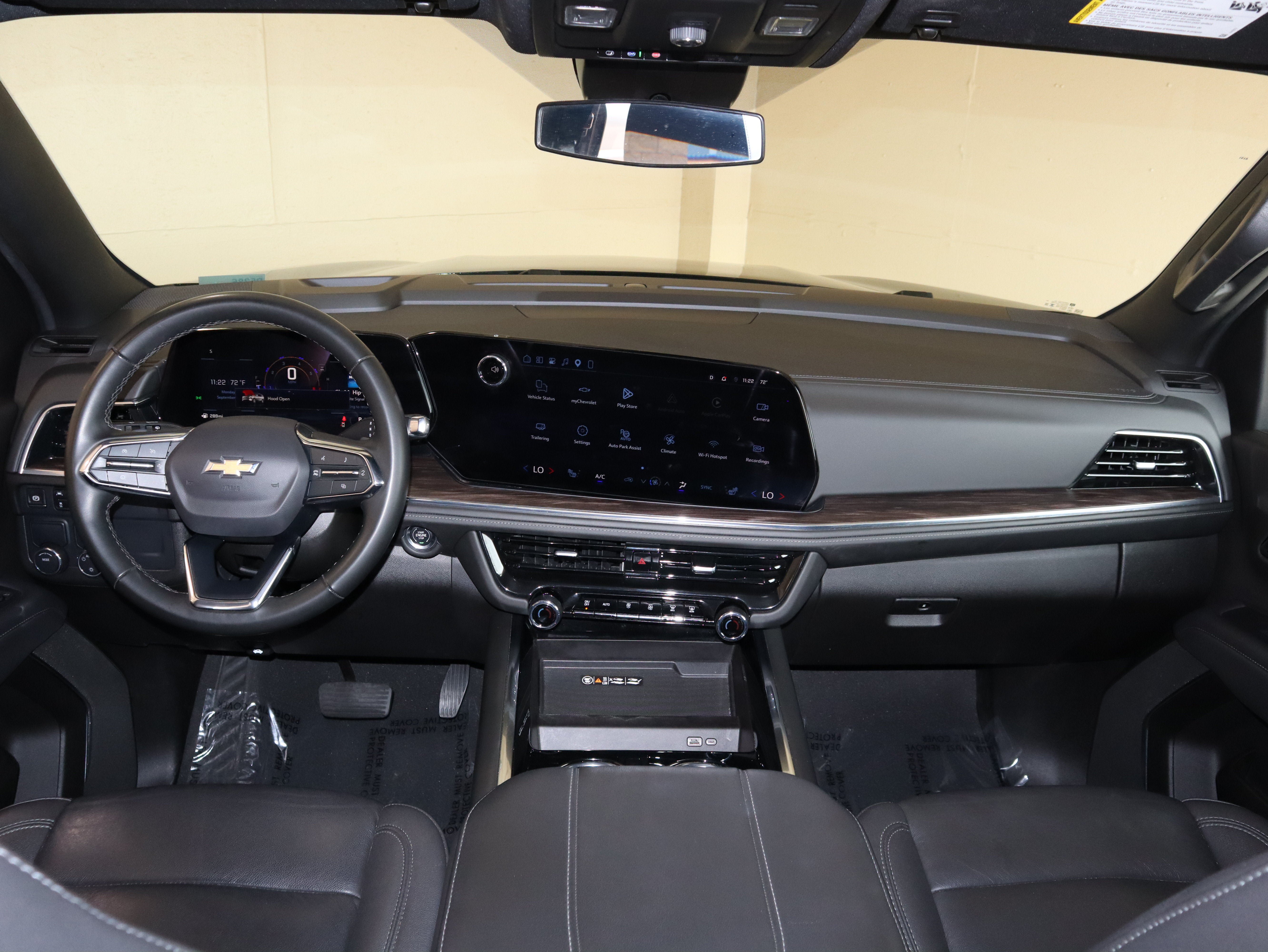 Used 2025 Chevrolet Tahoe LT RWD image 25