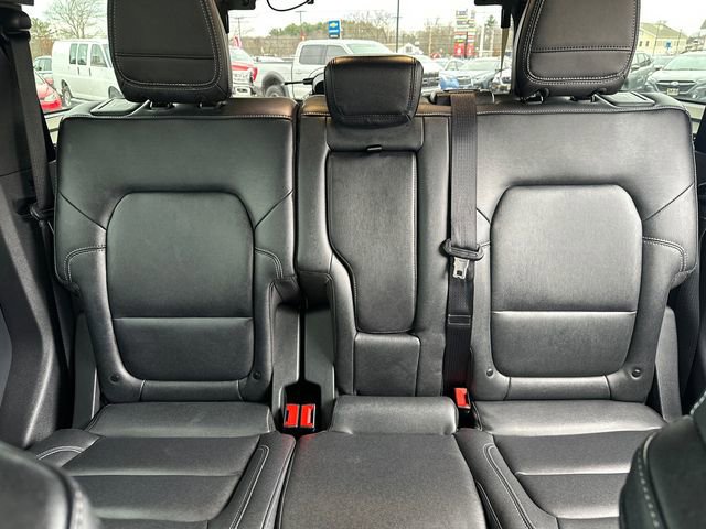 Certified 2025 Ford Bronco Badlands image 38