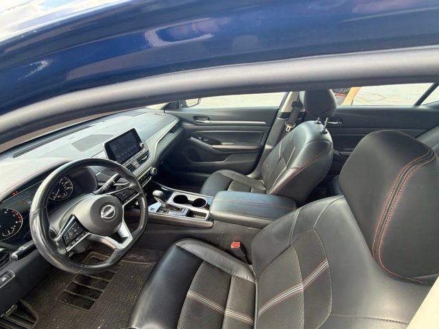 Used 2024 Nissan Altima 2.5 SR FWD image 14