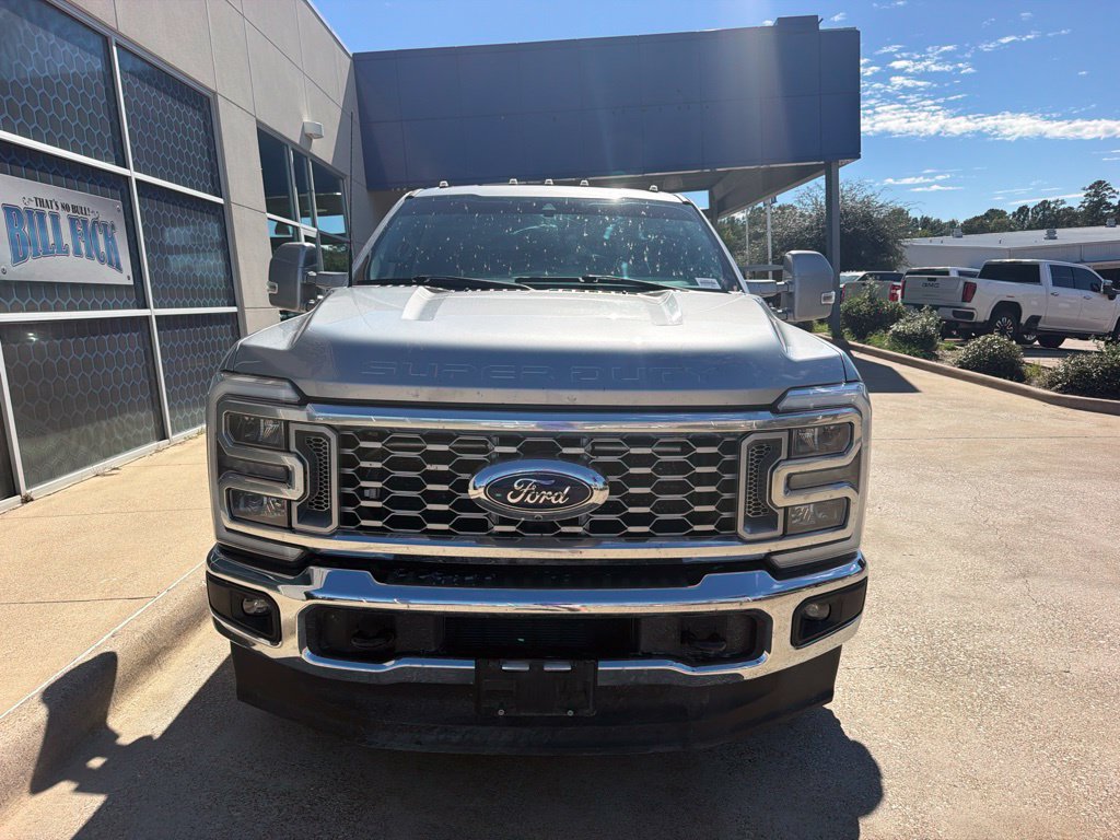 Certified 2023 Ford F350 Lariat w/ FX4 Off-Road Package AWD/4WD image 3