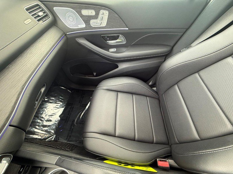 Used 2020 Mercedes-Benz GLS 450 4MATIC image 28