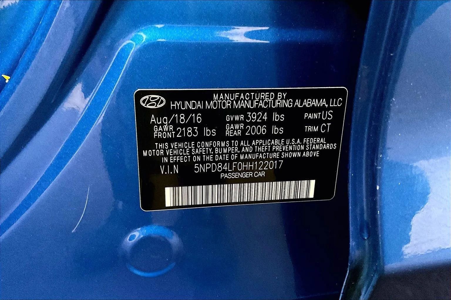 Used 2017 Hyundai Elantra Limited w/ Limited Tech Package 04 image 32