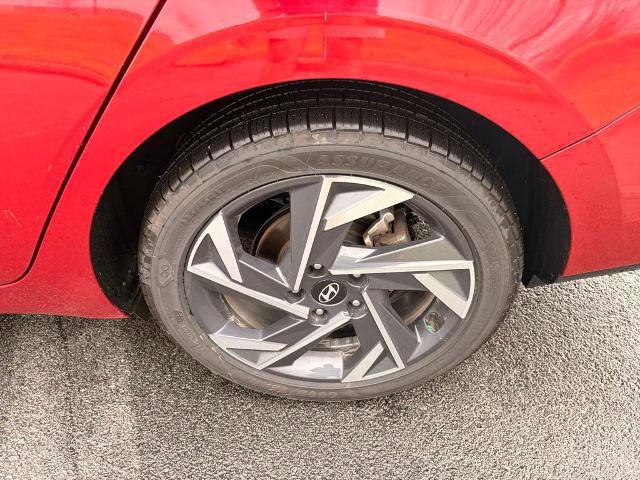 Used 2025 Hyundai Elantra Limited w/ Cargo Package image 22