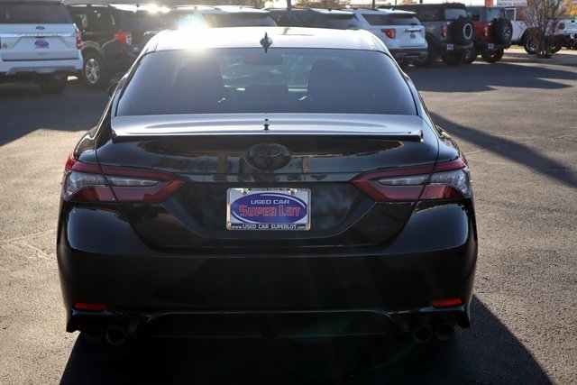 Used 2021 Toyota Camry XSE image 13