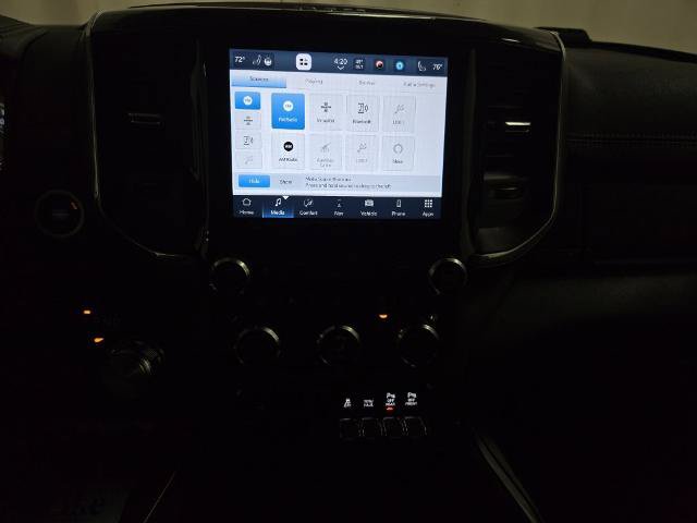 Used 2022 RAM 1500 Laramie AWD/4WD image 7