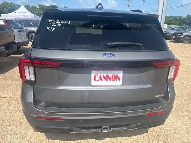 Certified 2025 Ford Explorer ST-Line AWD/4WD image 9