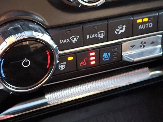 Certified 2022 Ford F150 Platinum w/ Equipment Group 701A High image 22