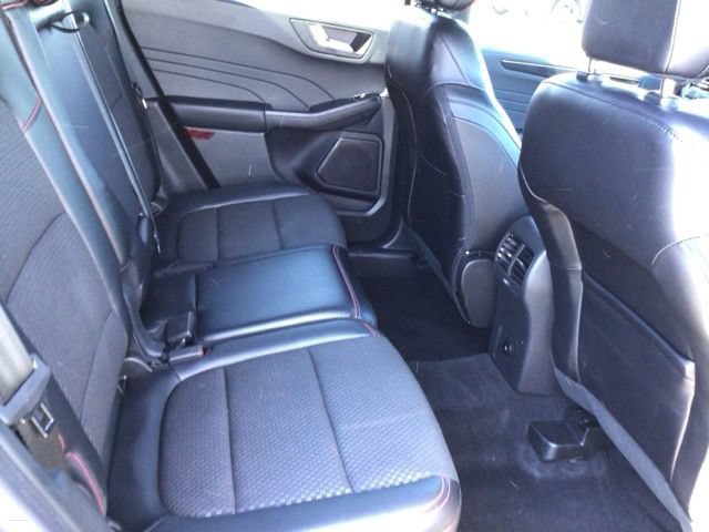 Certified 2023 Ford Escape ST-Line w/ Tech Pack #1 AWD/4WD image 23