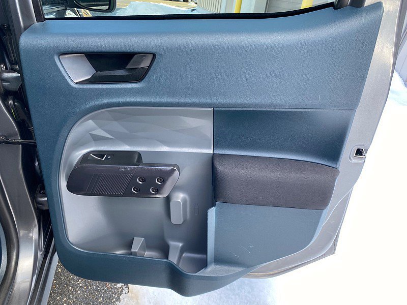 Certified 2023 Ford Maverick XL image 40