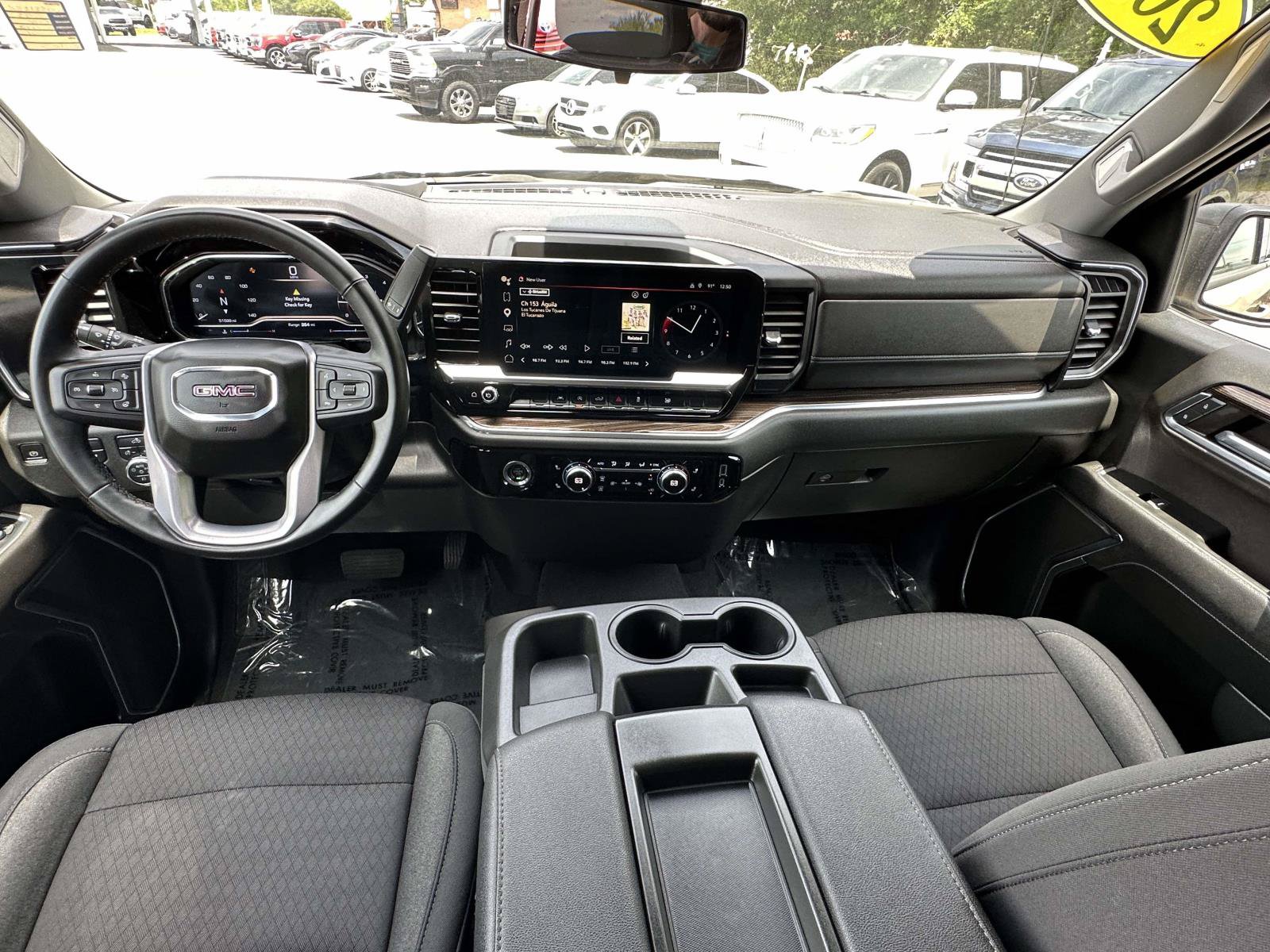 Used 2023 GMC Sierra 1500 Elevation AWD/4WD image 7