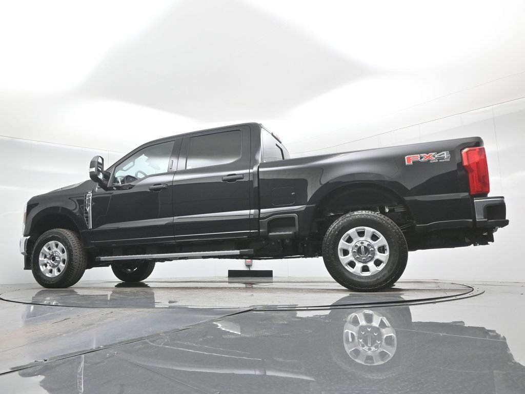 Certified 2024 Ford F250 XLT w/ FX4 Off-Road Package image 53