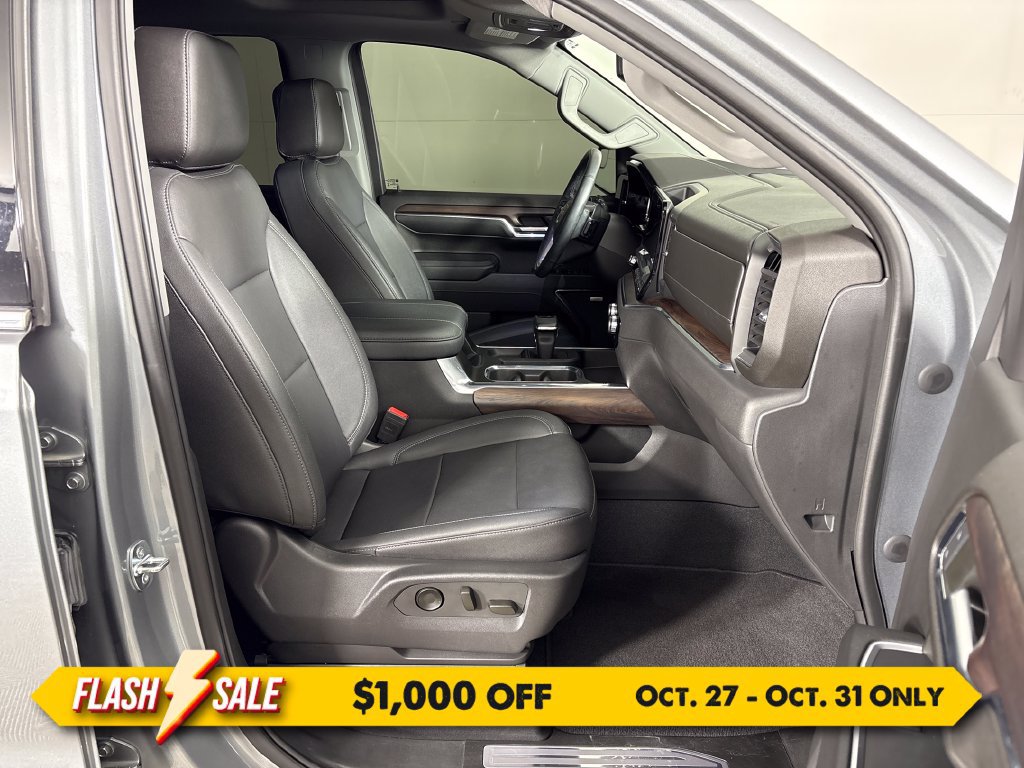 Used 2023 GMC Sierra 1500 SLT AWD/4WD image 6