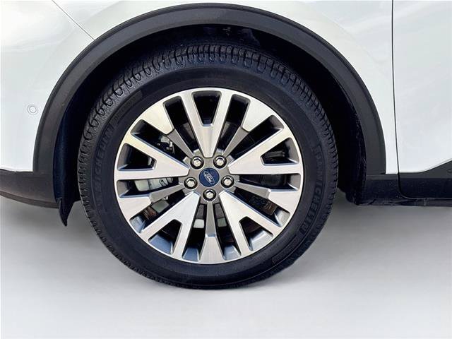 Certified 2020 Ford Escape Titanium AWD/4WD image 35