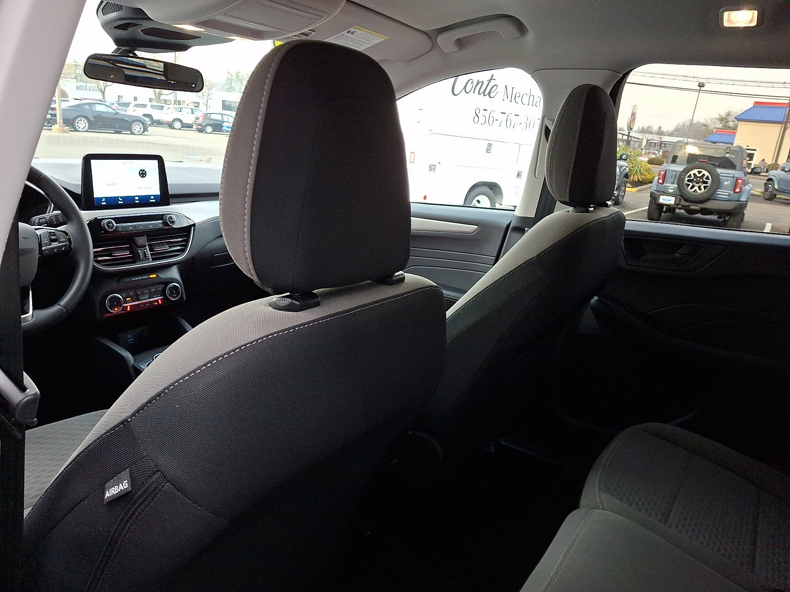 Certified 2022 Ford Escape SE w/ Convenience Package image 12