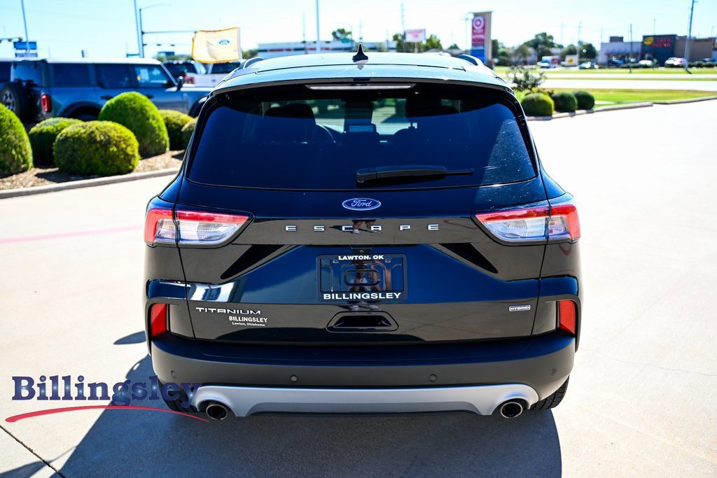 Certified 2021 Ford Escape Titanium image 4