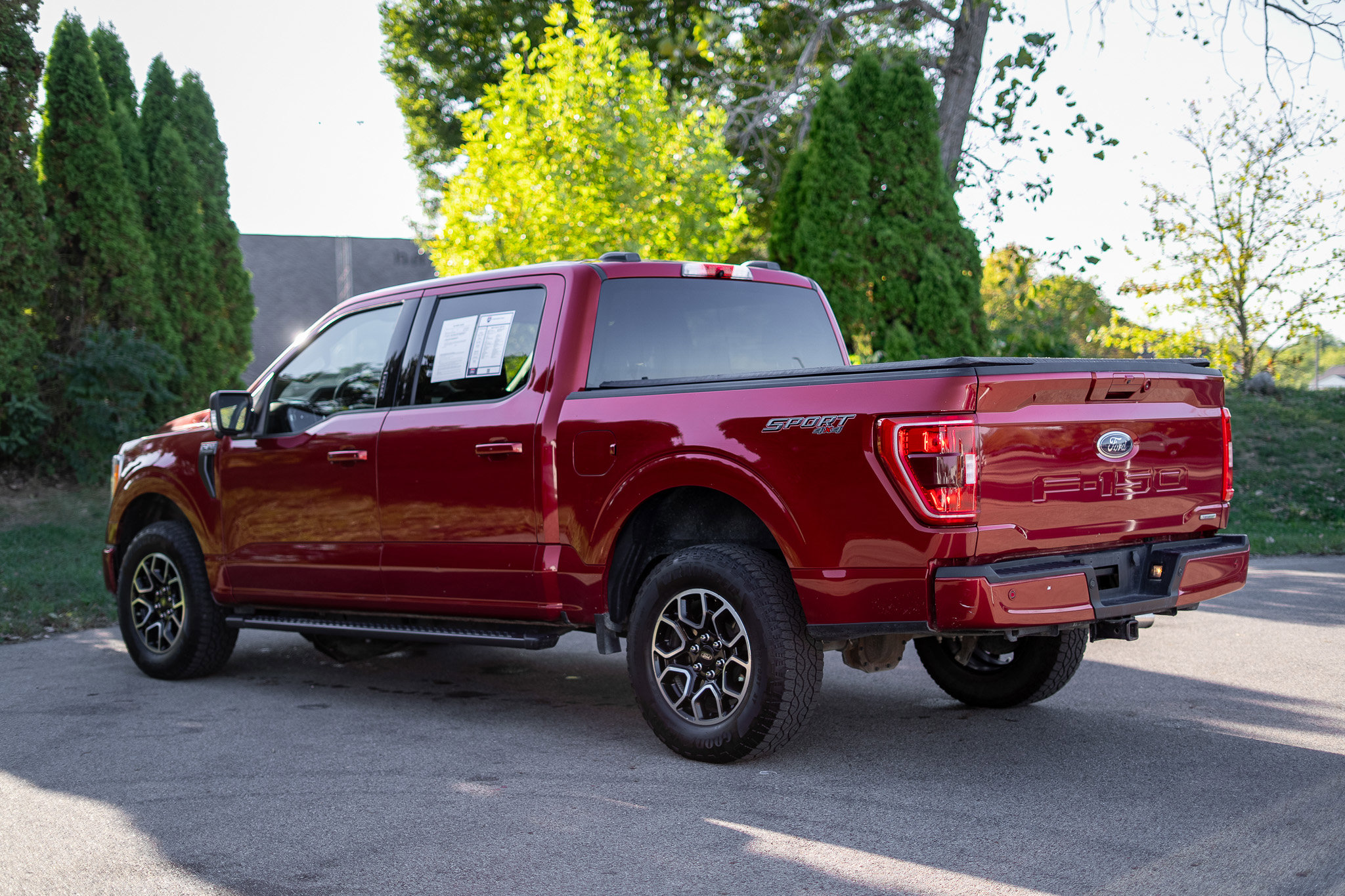 Certified 2022 Ford F150 XLT w/ Equipment Group 302A High image 8