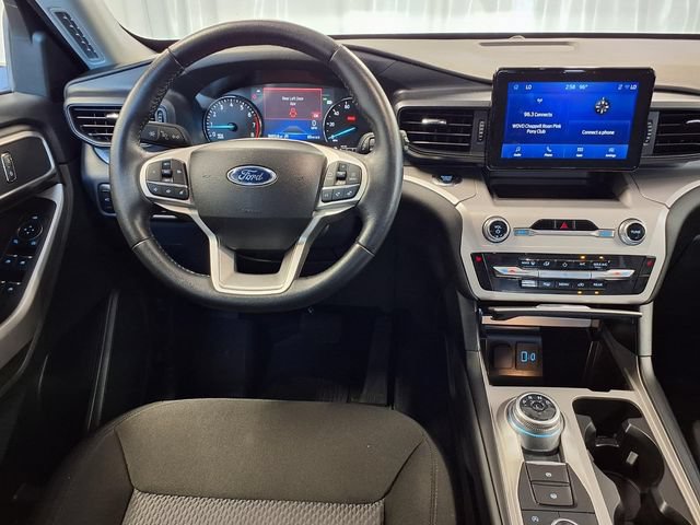 Certified 2024 Ford Explorer XLT AWD/4WD image 6