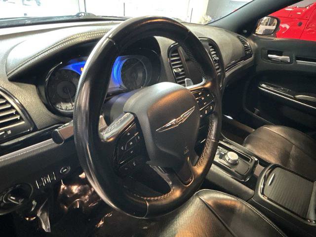 Used 2018 Chrysler 300 S w/ Safetytec Plus Group image 9