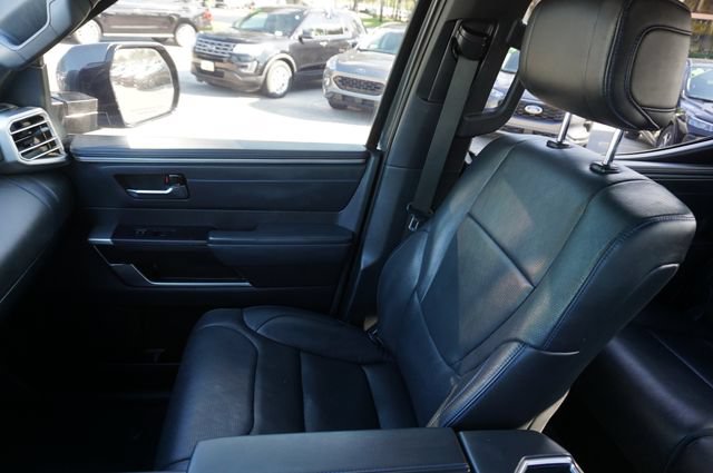 Used 2023 Toyota Tundra Platinum AWD/4WD image 34