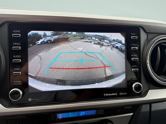 Used 2021 Toyota Tacoma SR5 AWD/4WD image 10