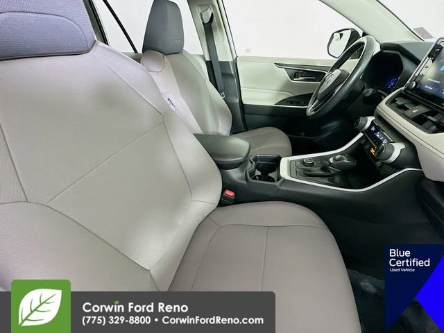Used 2021 Toyota RAV4 XLE w/ Convenience Package AWD/4WD image 31