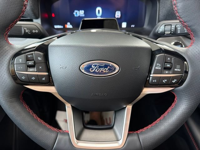 Certified 2025 Ford Explorer ST-Line w/ Premium Package AWD/4WD image 34
