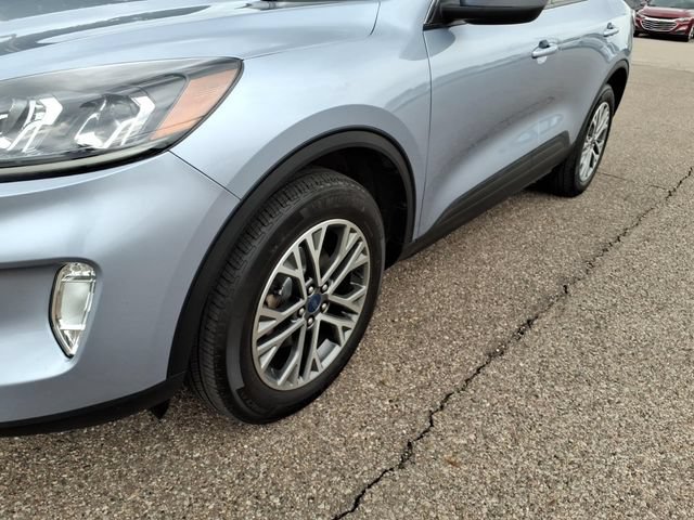 Certified 2022 Ford Escape SEL AWD/4WD image 4