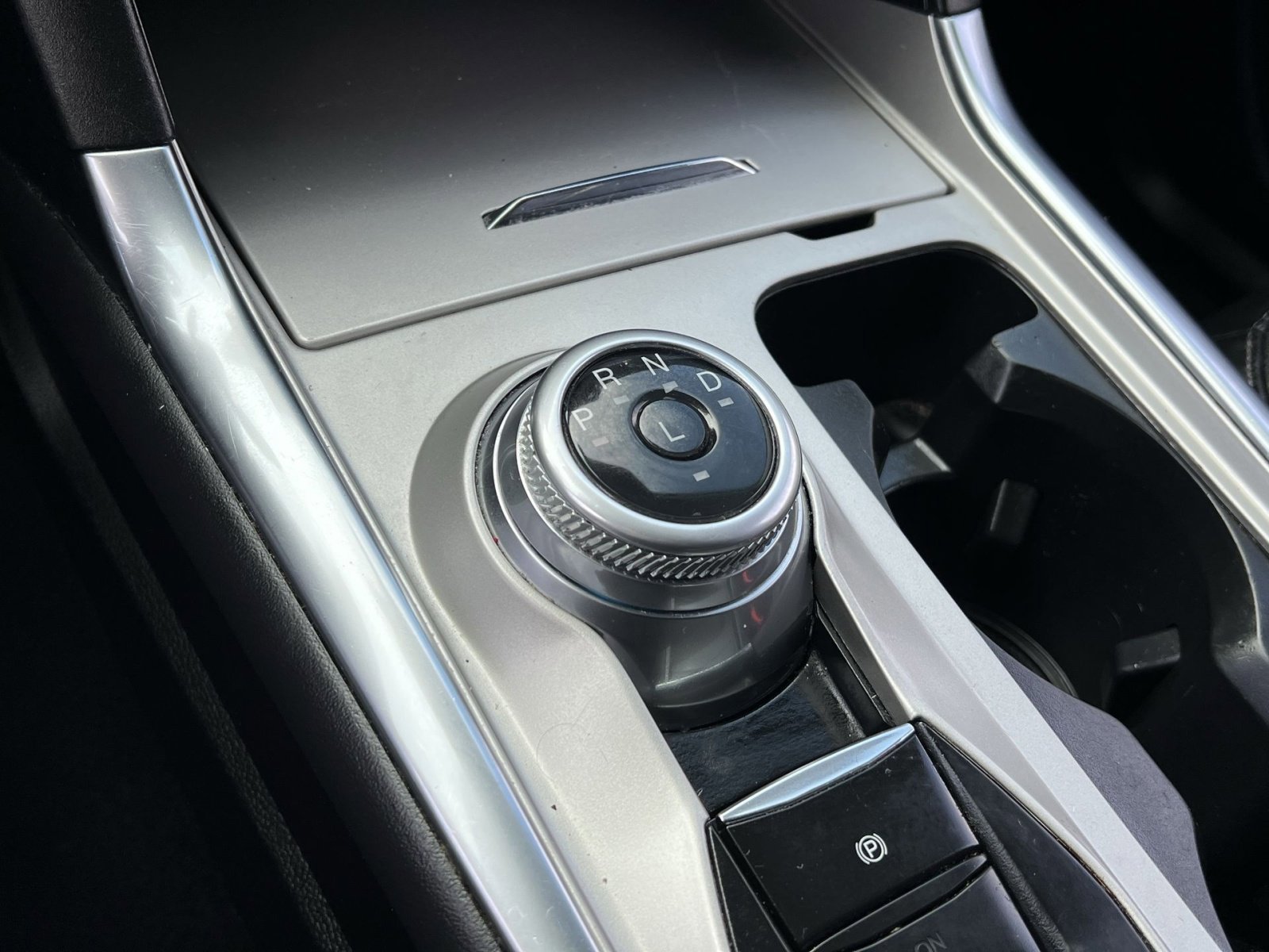 Certified 2023 Ford Explorer XLT w/ Equipment Group 202A image 21