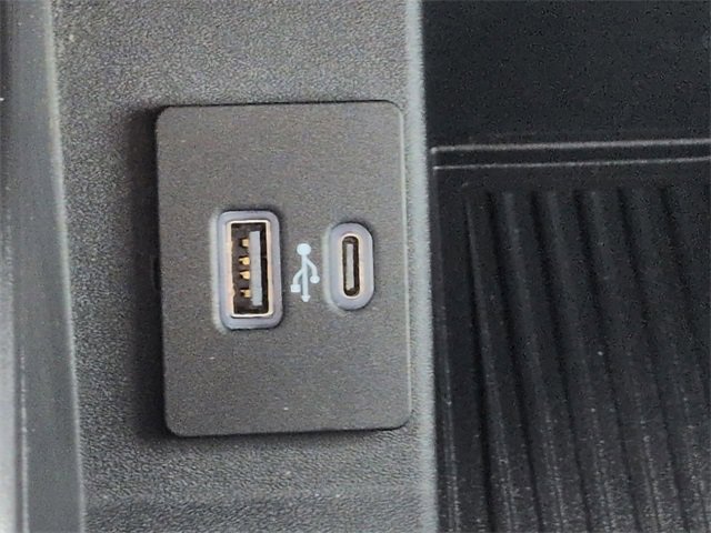 Certified 2021 Ford F250 Lariat w/ FX4 Off-Road Package image 21