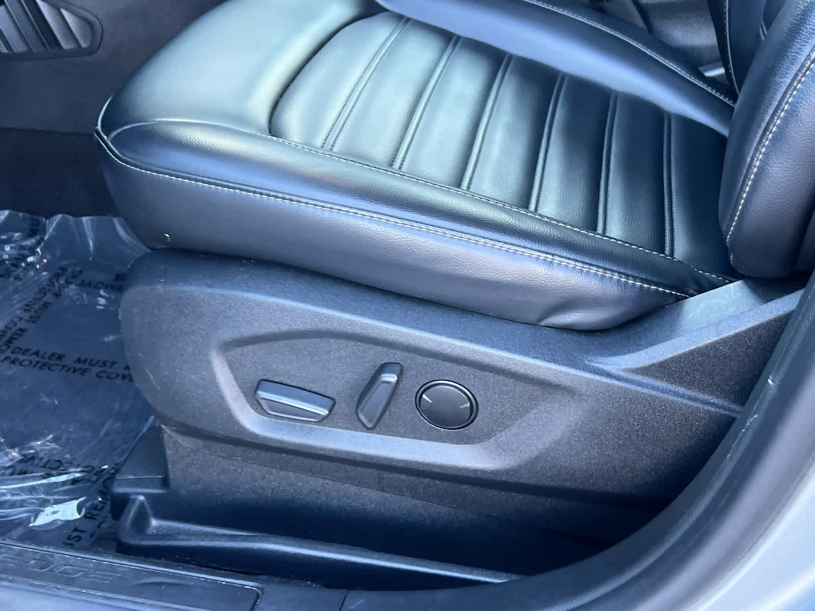 Certified 2024 Ford Edge SEL image 28