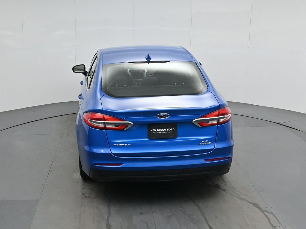 Certified 2019 Ford Fusion SE FWD image 39