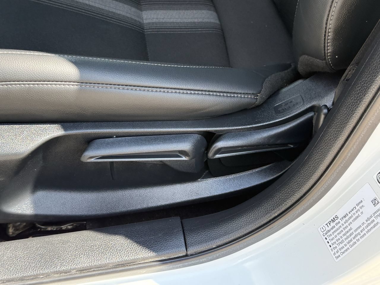 Used 2024 Honda Civic Sport image 25