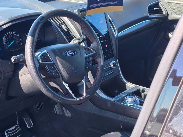 Certified 2024 Ford Edge ST-Line w/ Class II Trailer Tow Package image 27